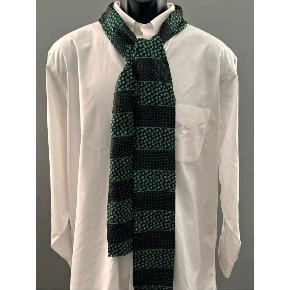 Men’s Black/Green Lightweight Scarf
